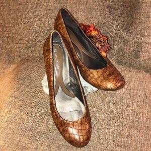 Naturalizer pumps sz 9.5